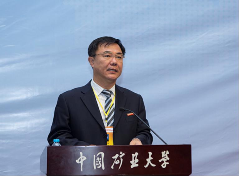 校长马连湘出席海峡两岸气候变迁与能源永续发展论坛