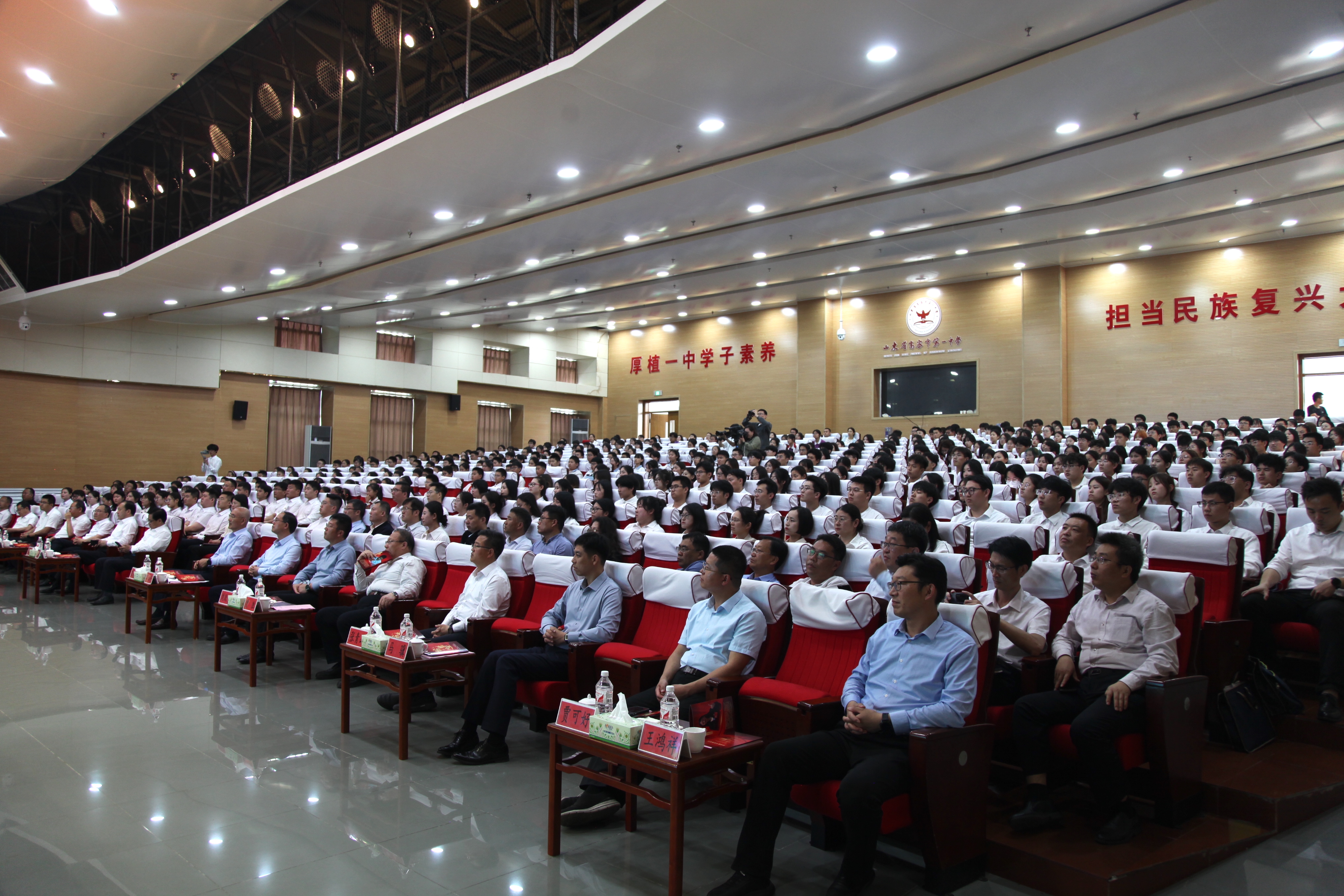 党委宣传部,团委,高密校区,马克思主义学院相关负责人,高密市委宣传部